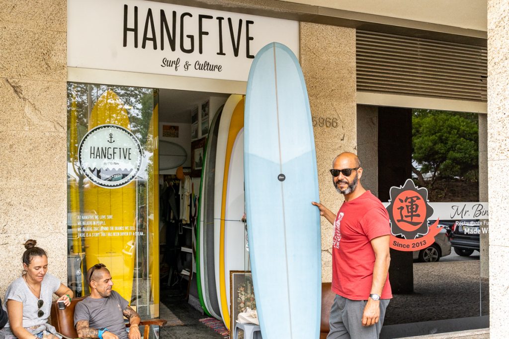 Surf Shops Where You Can Buy Gear, Eat, Drink and More - Oportoblog